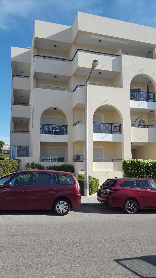 Apartamento Luminoso Urb. Quinta Das Palmeiras Porches  Eksteriør billede